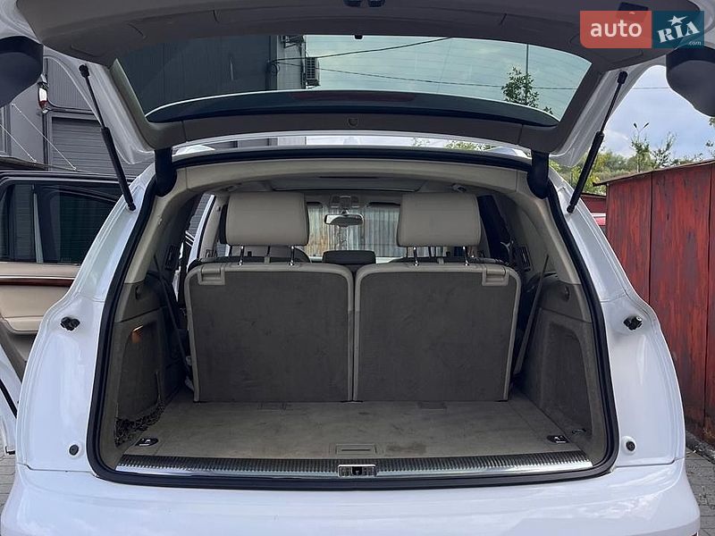 Внедорожник / Кроссовер Audi Q7 2010 в Львове