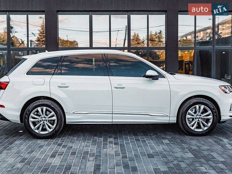 Позашляховик / Кросовер Audi Q7 2019 в Полтаві фото 9 Позашляховик / Кросовер Audi Q7 2019 в Полтаві