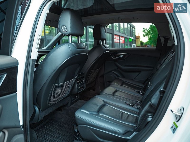 Позашляховик / Кросовер Audi Q7 2019 в Полтаві фото 41 Позашляховик / Кросовер Audi Q7 2019 в Полтаві