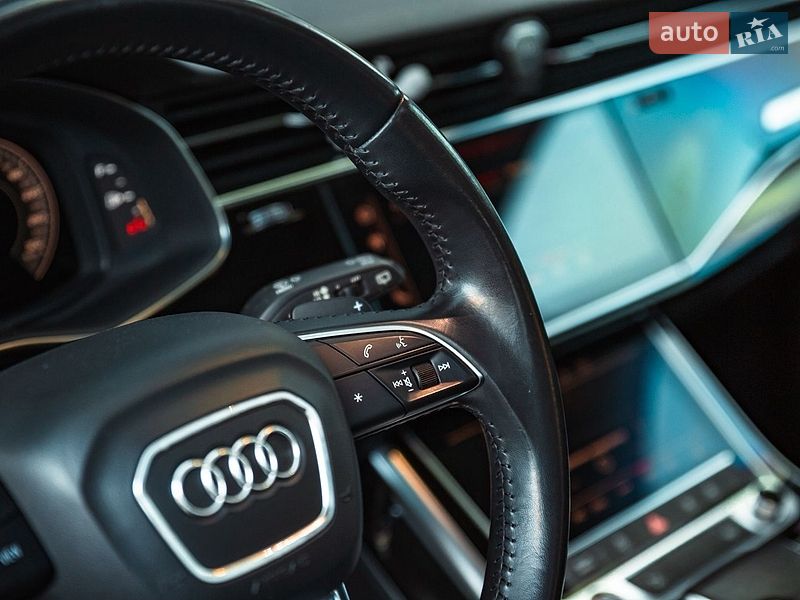 Позашляховик / Кросовер Audi Q7 2019 в Полтаві фото 66 Позашляховик / Кросовер Audi Q7 2019 в Полтаві
