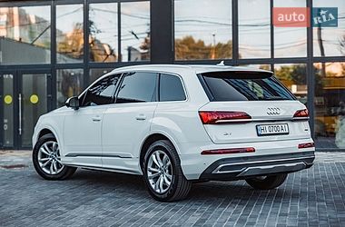 Позашляховик / Кросовер Audi Q7 2019 в Полтаві фото 90 Позашляховик / Кросовер Audi Q7 2019 в Полтаві