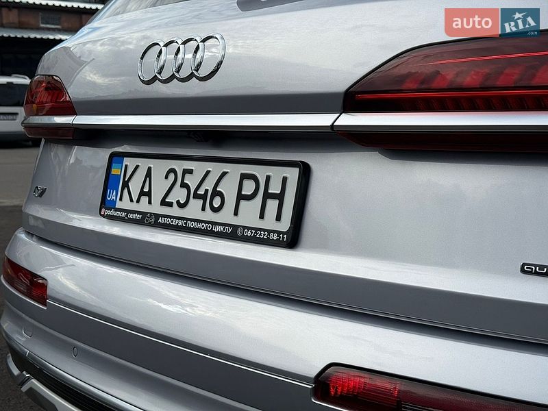 Внедорожник / Кроссовер Audi Q7 2022 в Киеве