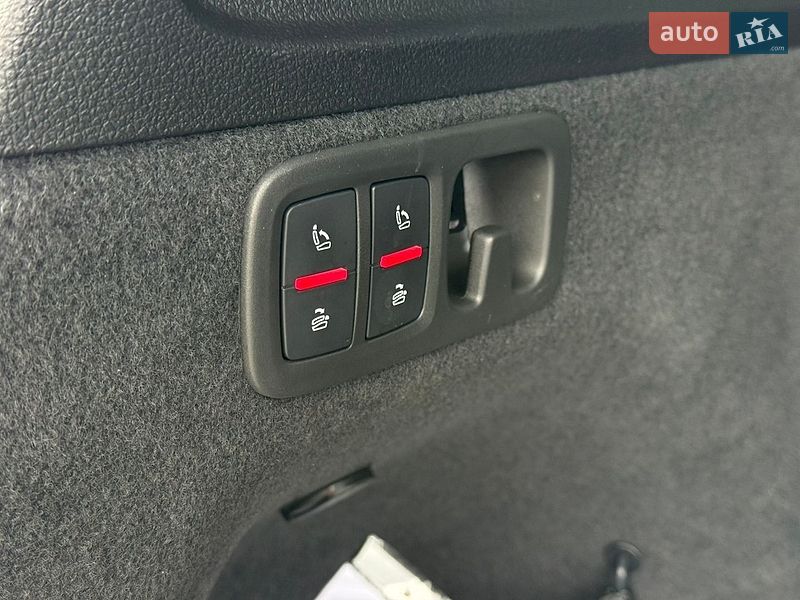Внедорожник / Кроссовер Audi Q7 2022 в Киеве
