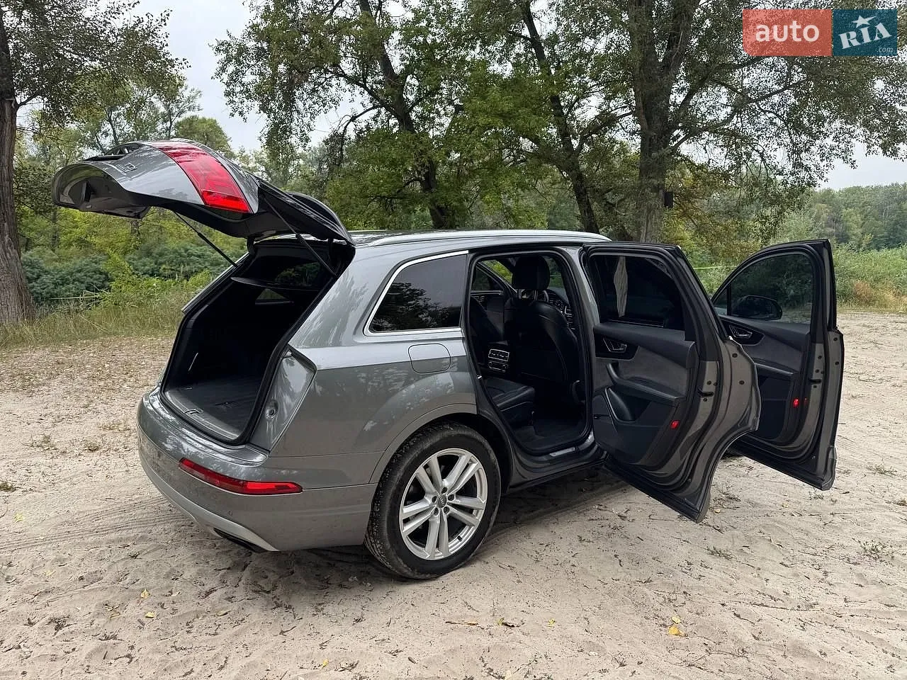 2016 Audi Q7 - мініатюра 21