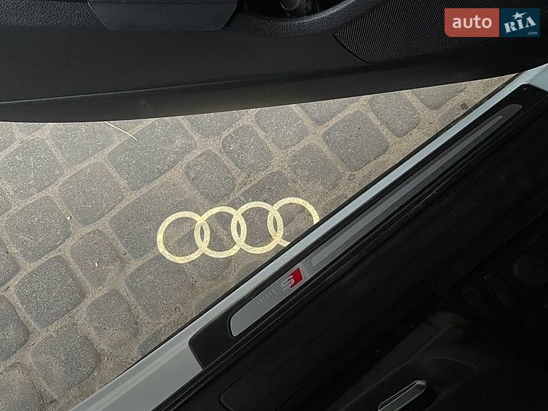Внедорожник / Кроссовер Audi Q7 2015 в Рава-Русской