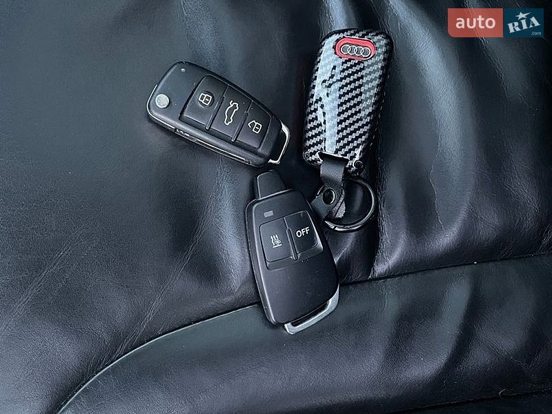 Внедорожник / Кроссовер Audi Q7 2015 в Рава-Русской