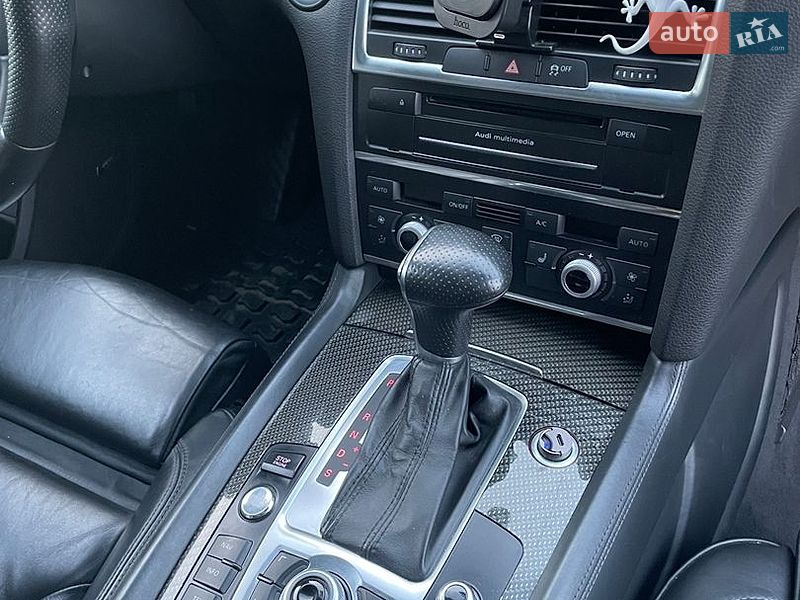 Внедорожник / Кроссовер Audi Q7 2015 в Рава-Русской