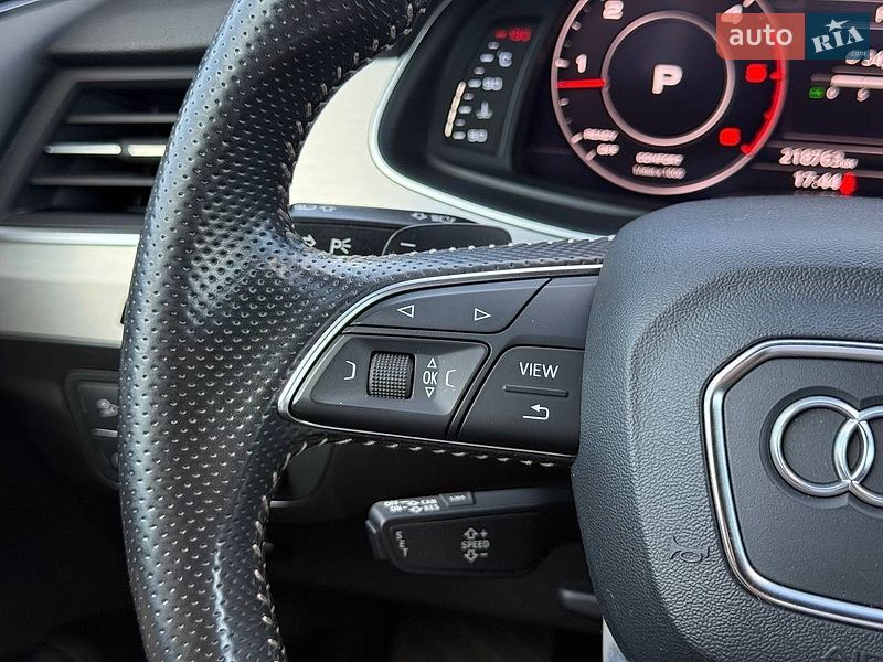 Позашляховик / Кросовер Audi Q7 2016 в Києві