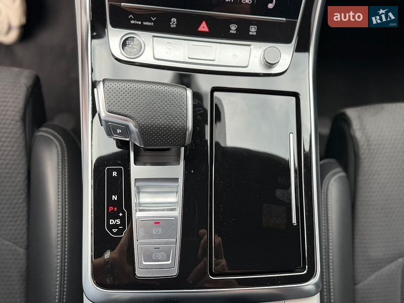 Внедорожник / Кроссовер Audi Q7 2023 в Киеве