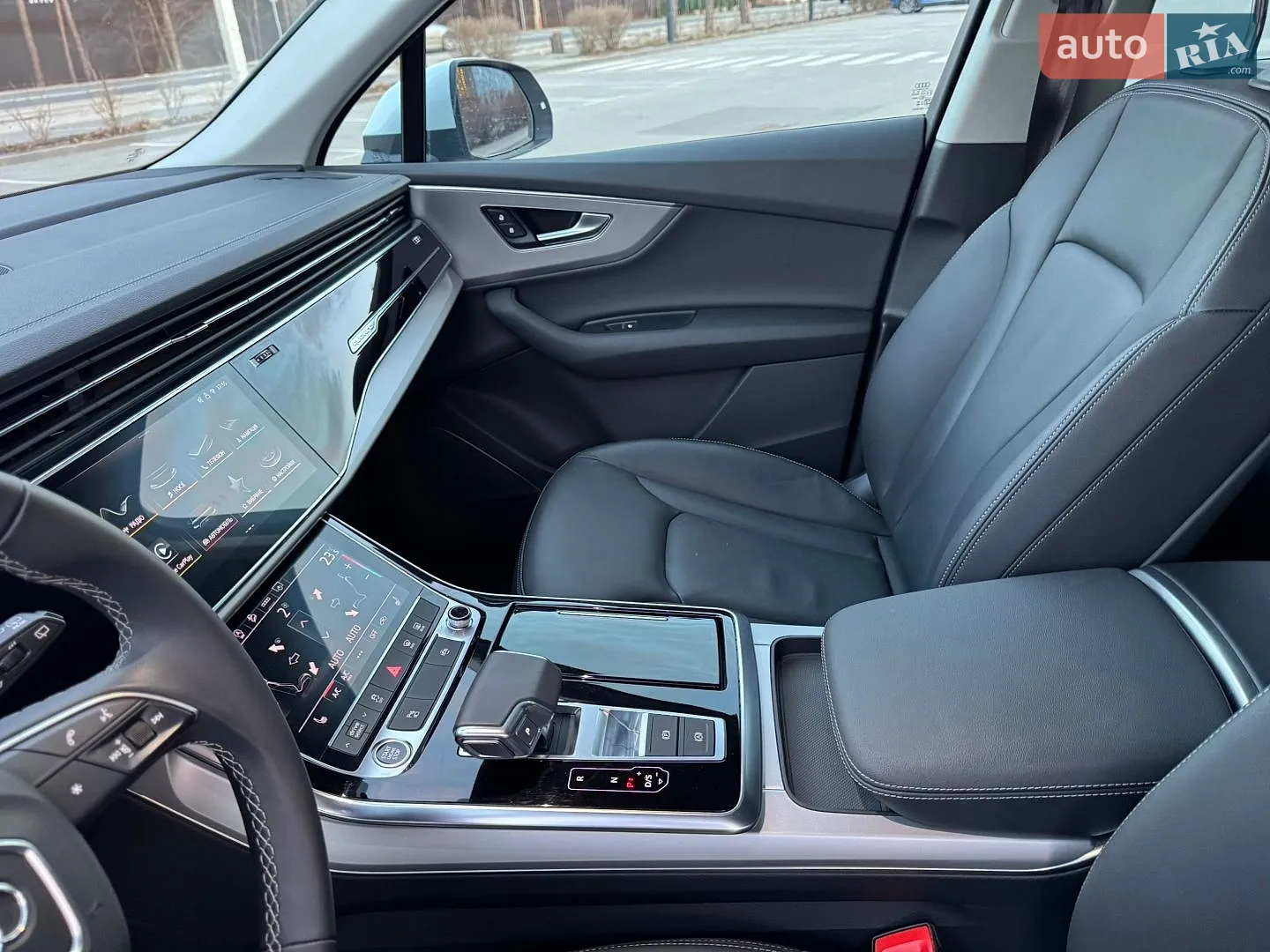2025 Audi Q7 - мініатюра 71