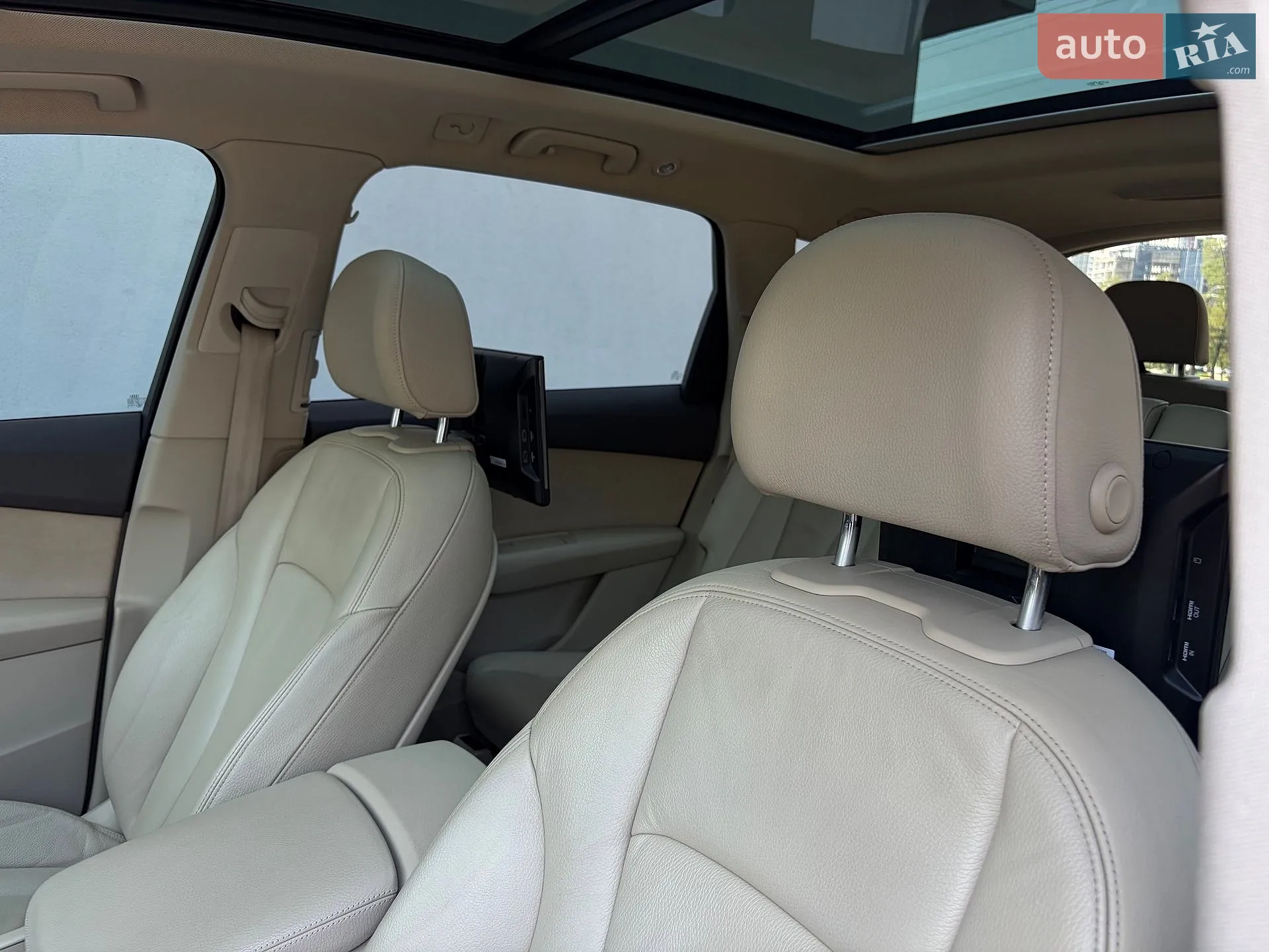 2016 Audi Q7 - мініатюра 4
