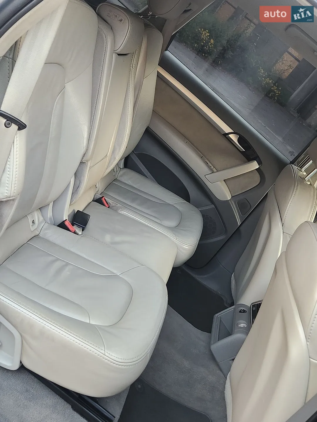 2010 Audi Q7 - мініатюра 13