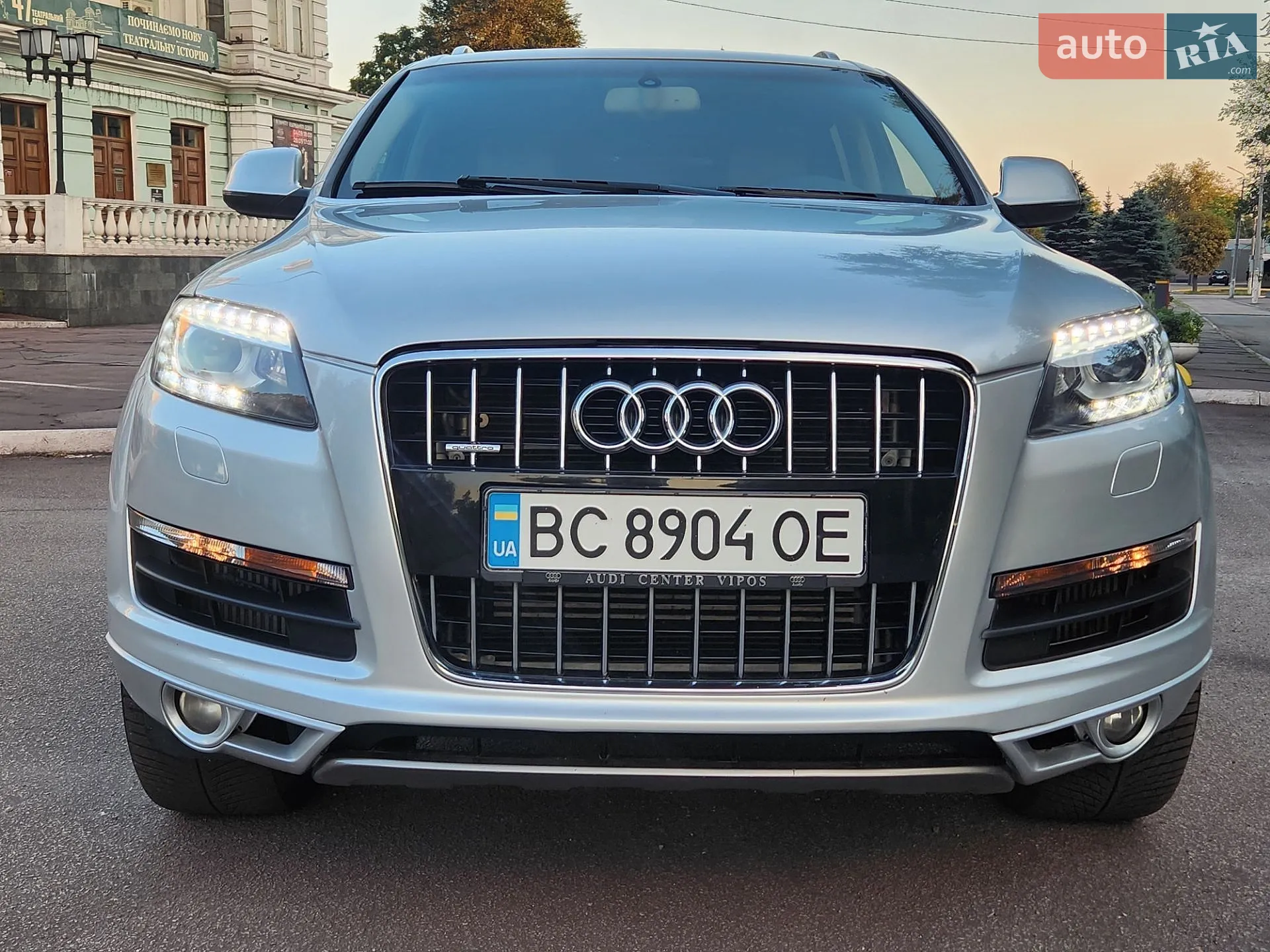 2010 Audi Q7 - мініатюра 3