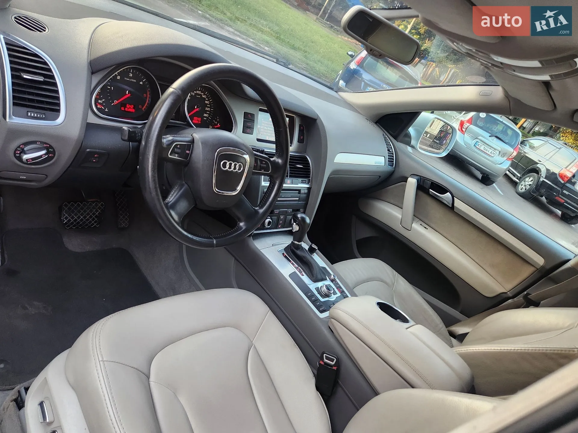 2010 Audi Q7 - мініатюра 17
