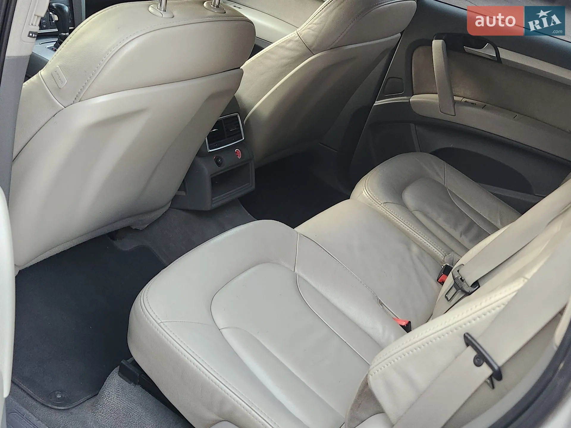 2010 Audi Q7 - мініатюра 14