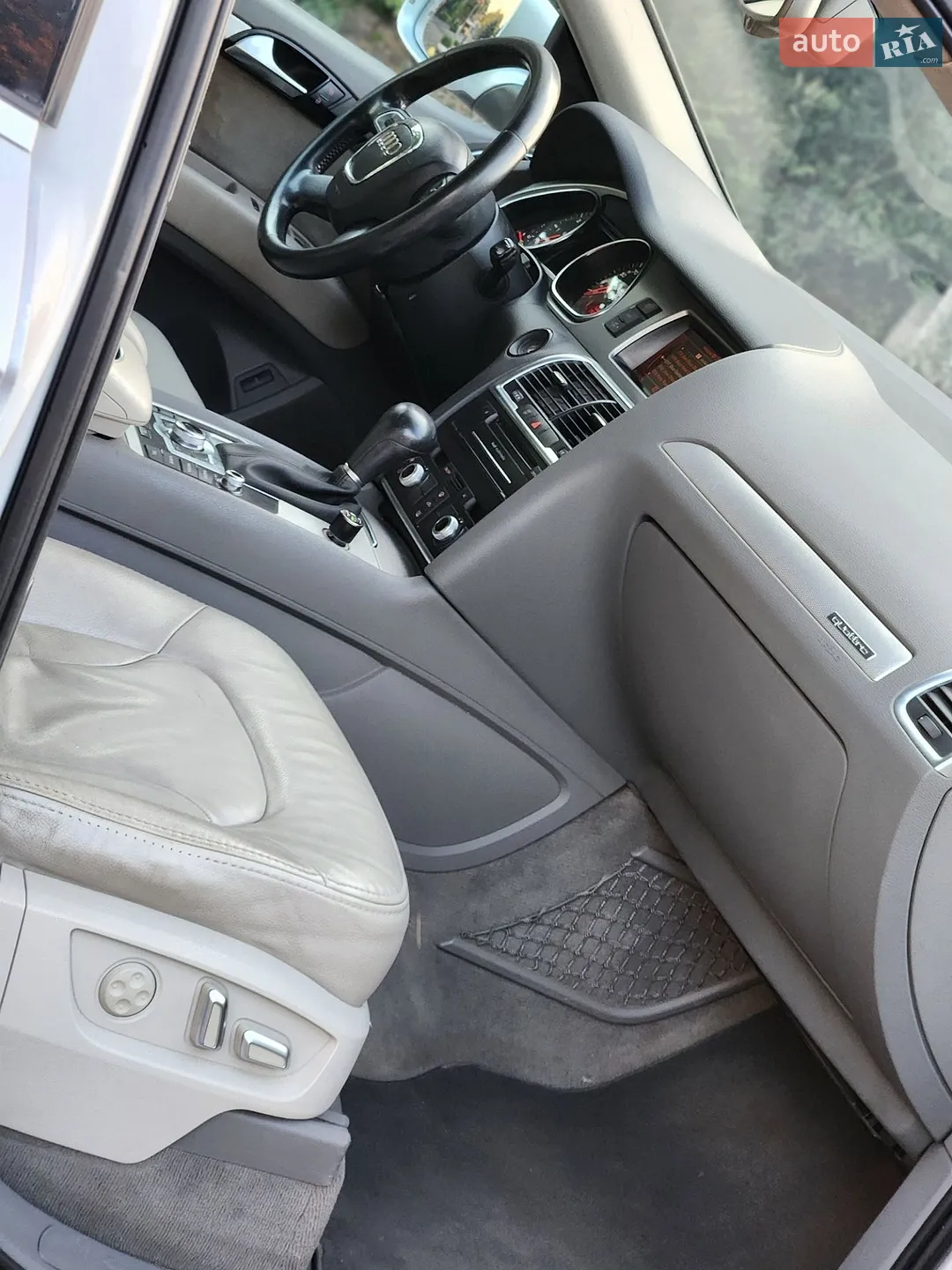 2010 Audi Q7 - мініатюра 21
