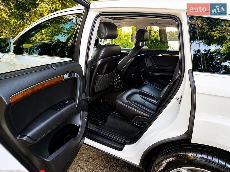 Внедорожник / Кроссовер Audi Q7 2014 в Кропивницком