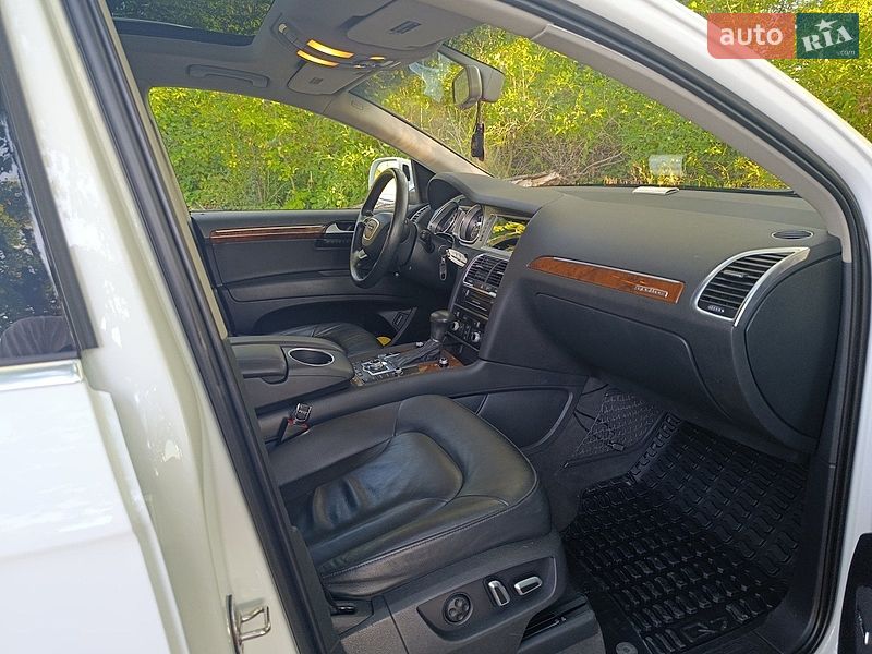 Внедорожник / Кроссовер Audi Q7 2014 в Кропивницком