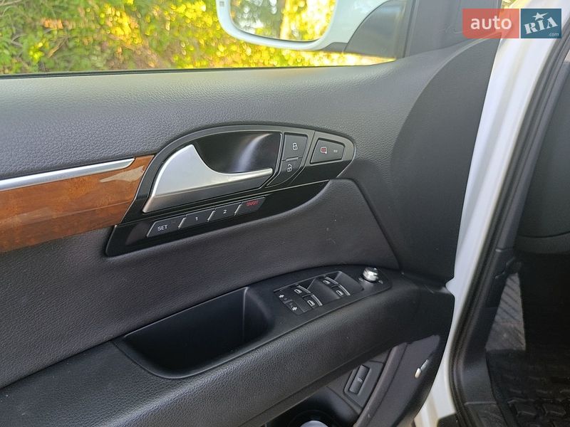 Внедорожник / Кроссовер Audi Q7 2014 в Кропивницком