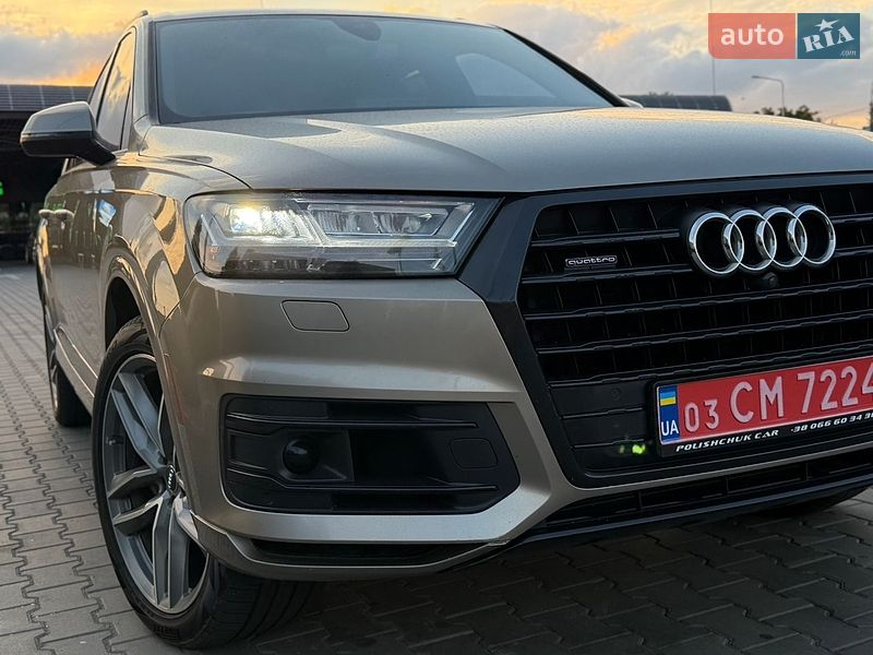 Позашляховик / Кросовер Audi Q7 2017 в Луцьку