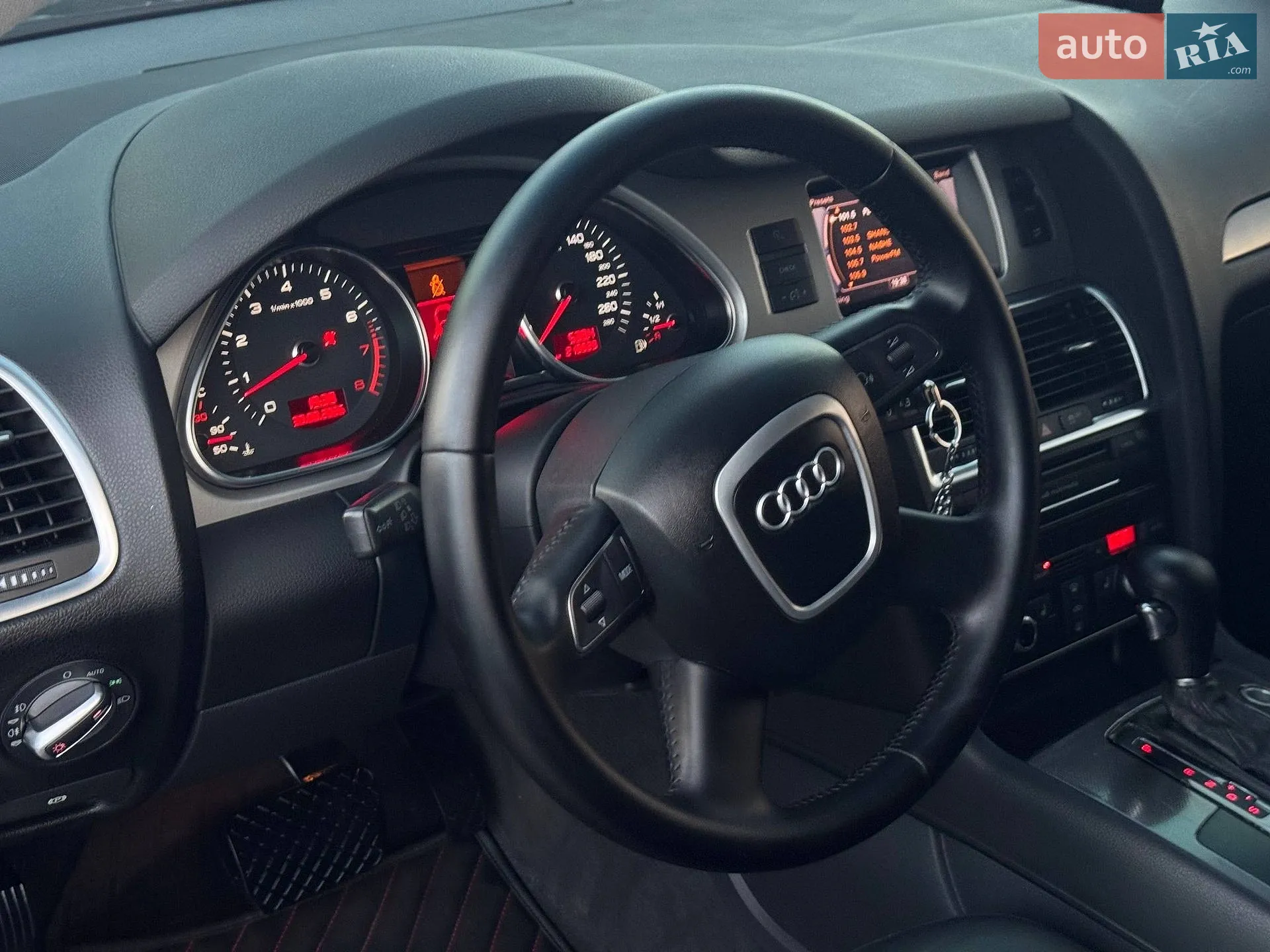 2011 Audi Q7 - мініатюра 13