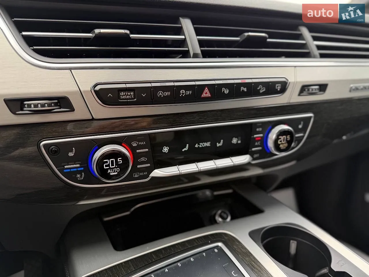 2017 Audi Q7 - мініатюра 22