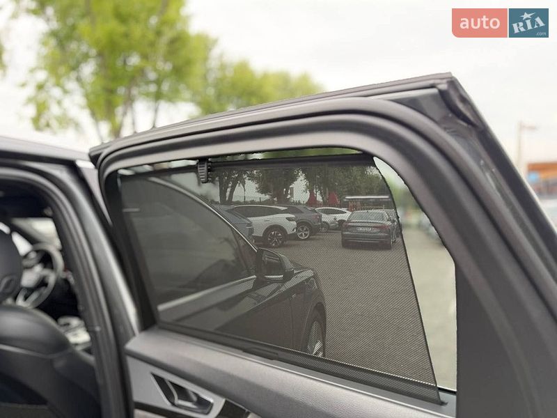 Внедорожник / Кроссовер Audi Q7 2017 в Львове
