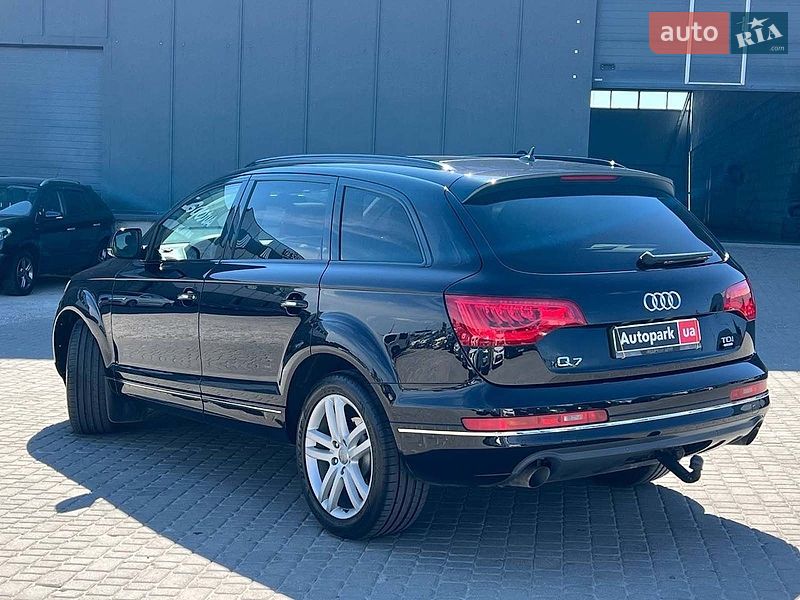 Позашляховик / Кросовер Audi Q7 2011 в Львові