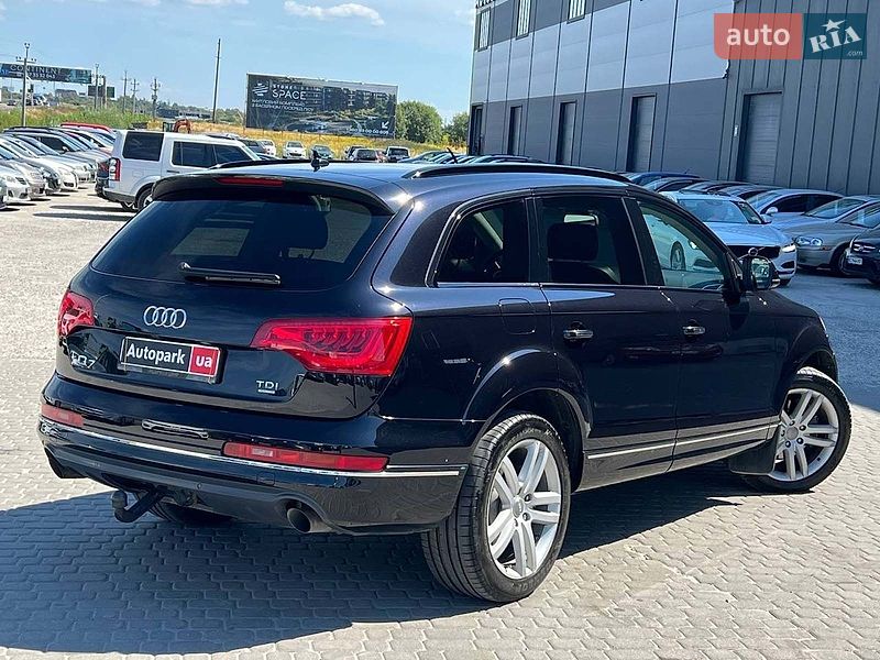 Позашляховик / Кросовер Audi Q7 2011 в Львові