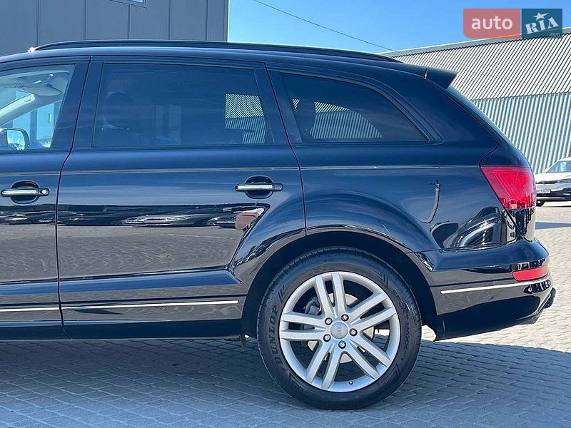 Позашляховик / Кросовер Audi Q7 2011 в Львові