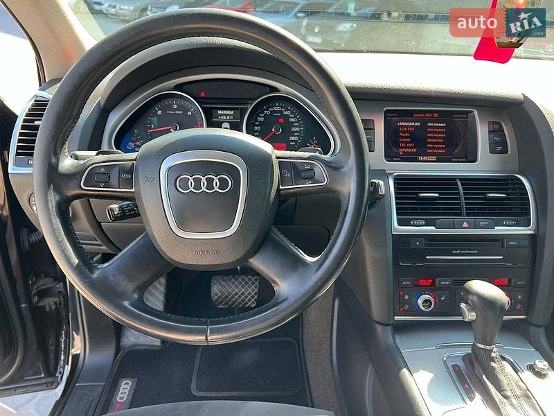 Позашляховик / Кросовер Audi Q7 2011 в Львові