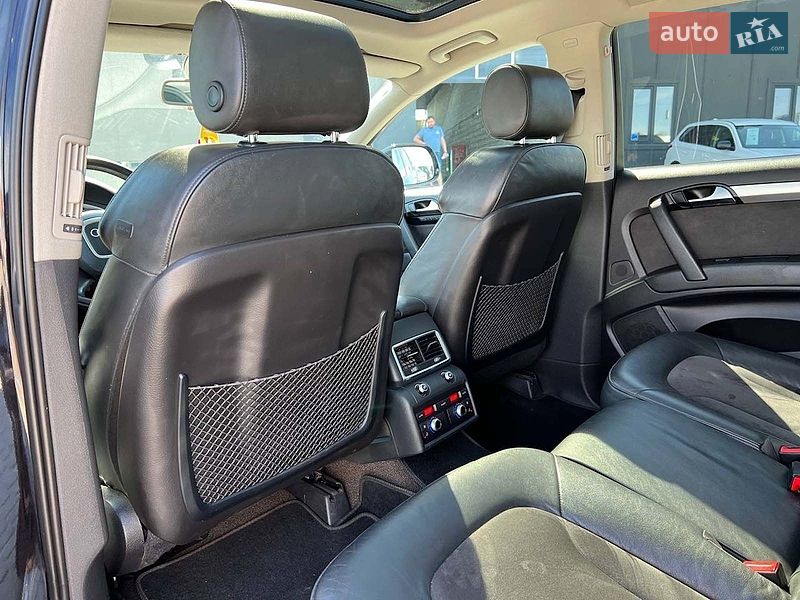Позашляховик / Кросовер Audi Q7 2011 в Львові