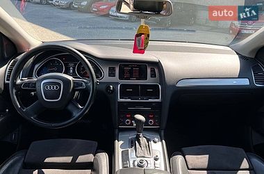 Позашляховик / Кросовер Audi Q7 2011 в Львові