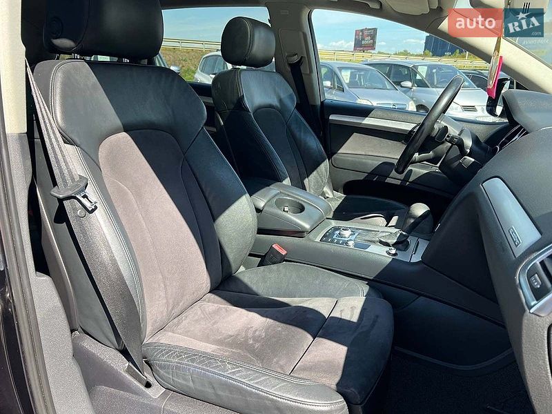 Позашляховик / Кросовер Audi Q7 2011 в Львові