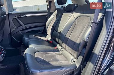 Позашляховик / Кросовер Audi Q7 2011 в Львові