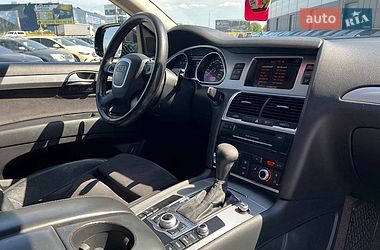 Позашляховик / Кросовер Audi Q7 2011 в Львові