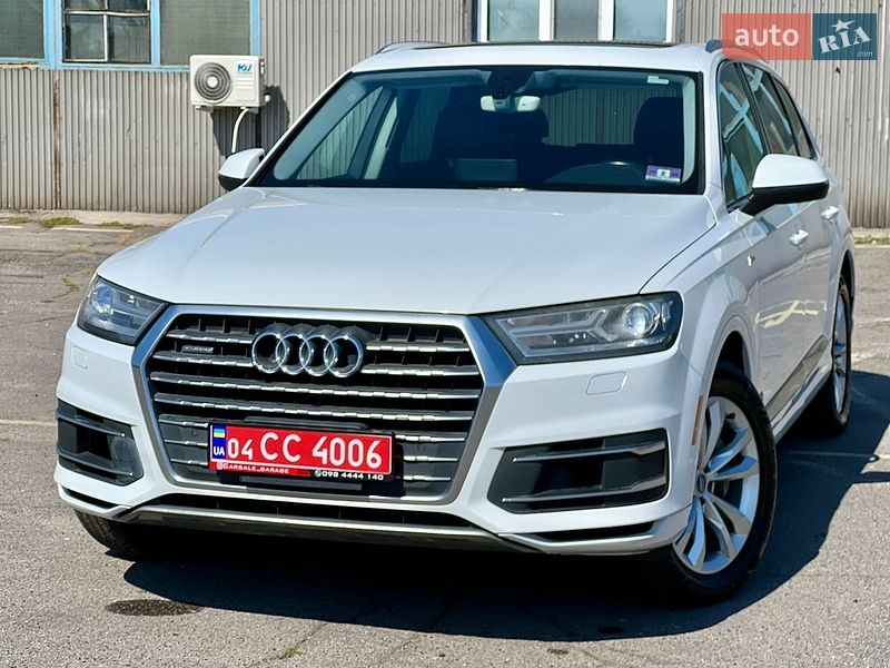 Audi Q7, фото з оголошення
