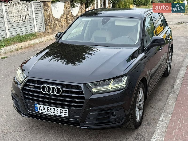 Позашляховик / Кросовер Audi Q7 2016 в Львові
