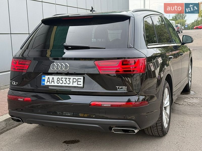 Позашляховик / Кросовер Audi Q7 2016 в Львові