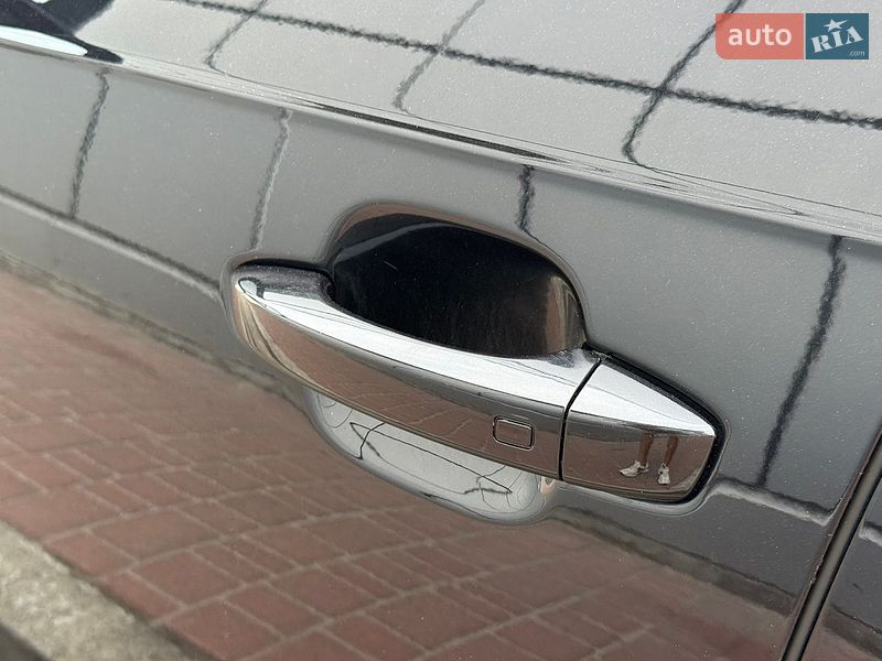 Позашляховик / Кросовер Audi Q7 2016 в Львові