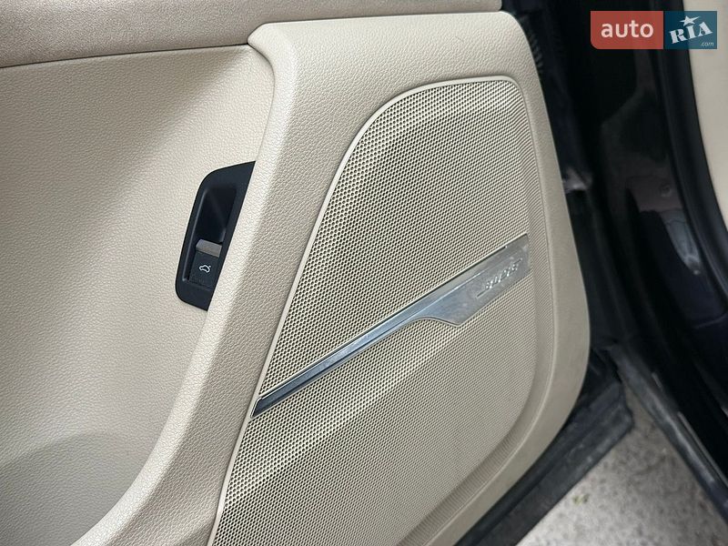 Позашляховик / Кросовер Audi Q7 2016 в Львові