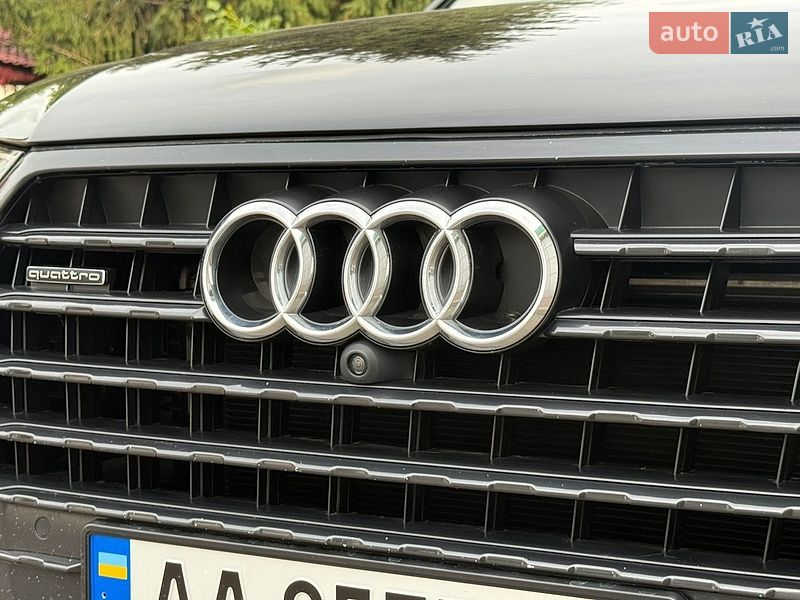 Позашляховик / Кросовер Audi Q7 2016 в Львові
