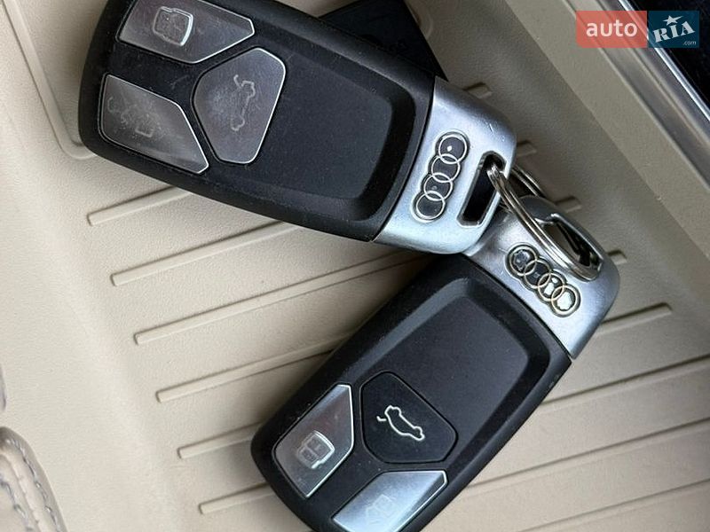 Позашляховик / Кросовер Audi Q7 2016 в Львові
