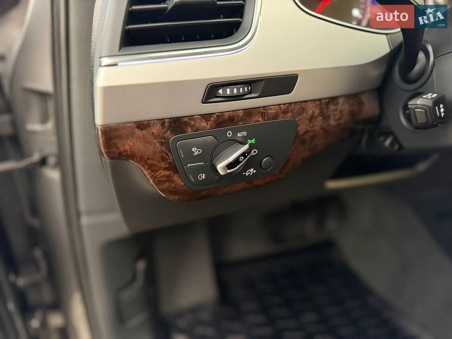 2017 Audi Q7 - мініатюра 20