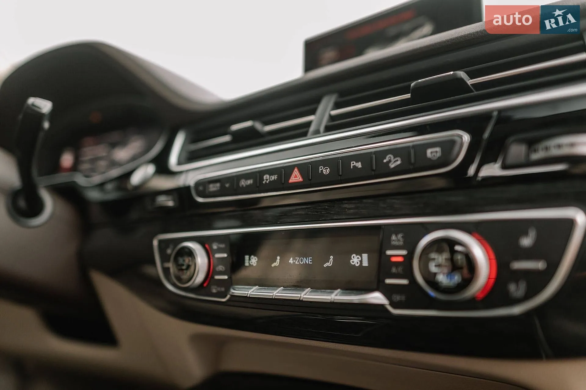 2019 Audi Q7 - мініатюра 69