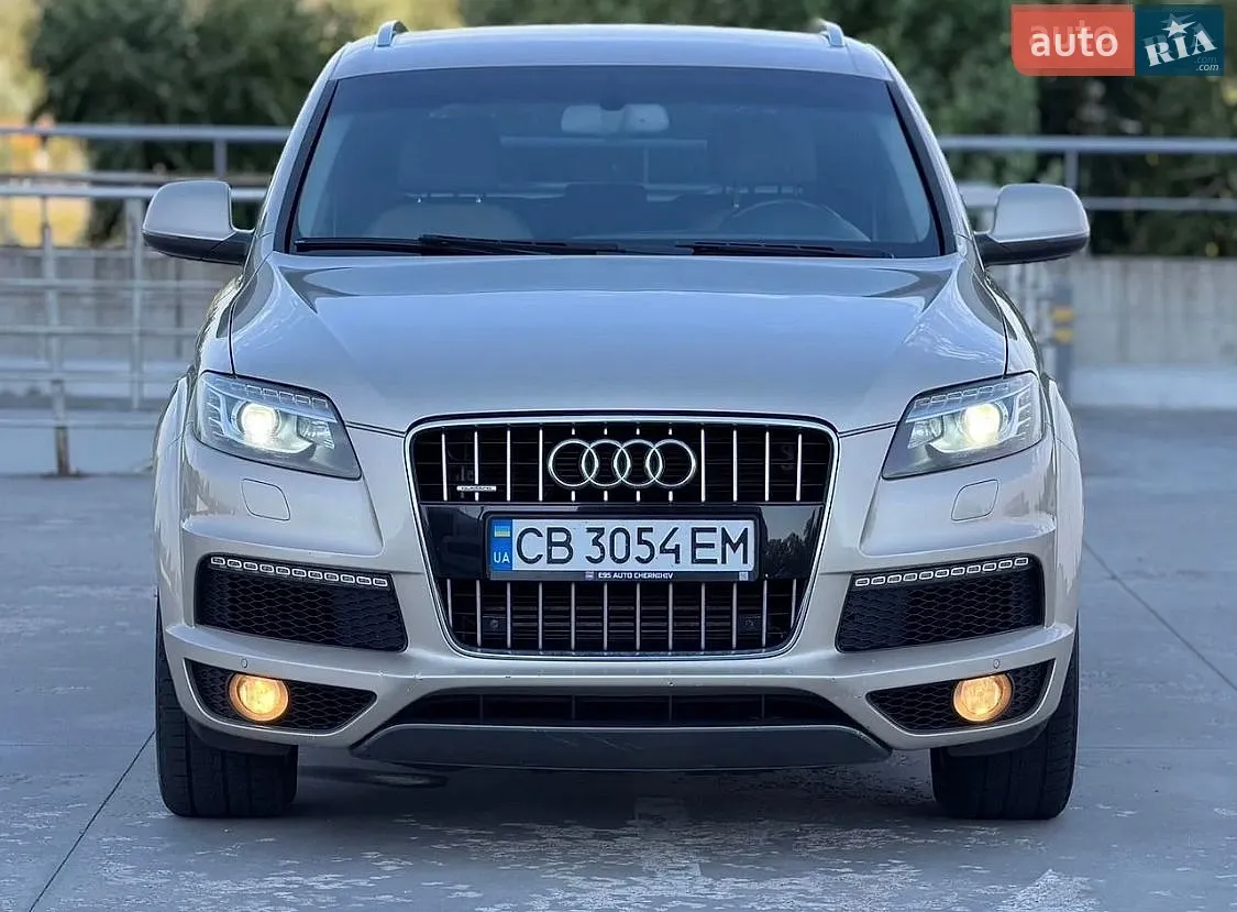 2010 Audi Q7 - фото 1