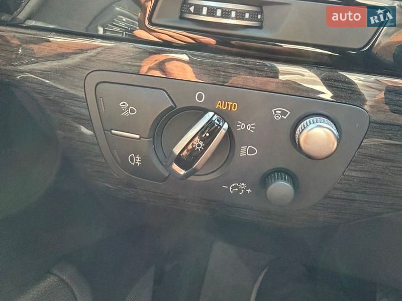 Внедорожник / Кроссовер Audi Q7 2017 в Кривом Роге