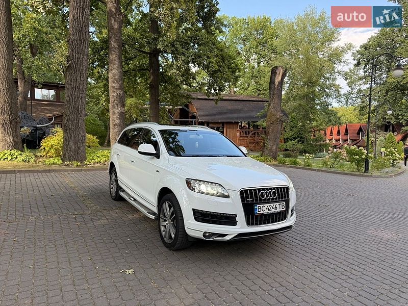 Позашляховик / Кросовер Audi Q7 2015 в Львові