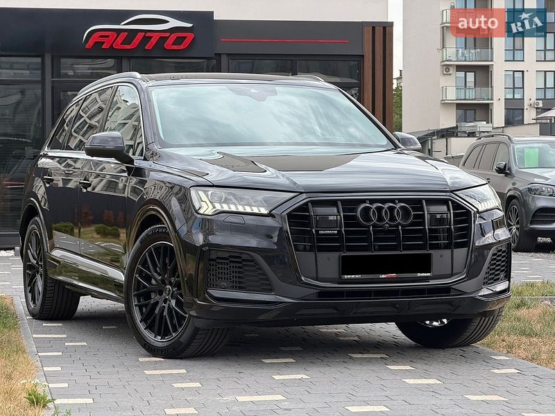 Позашляховик / Кросовер Audi Q7 2019 в Ужгороді
