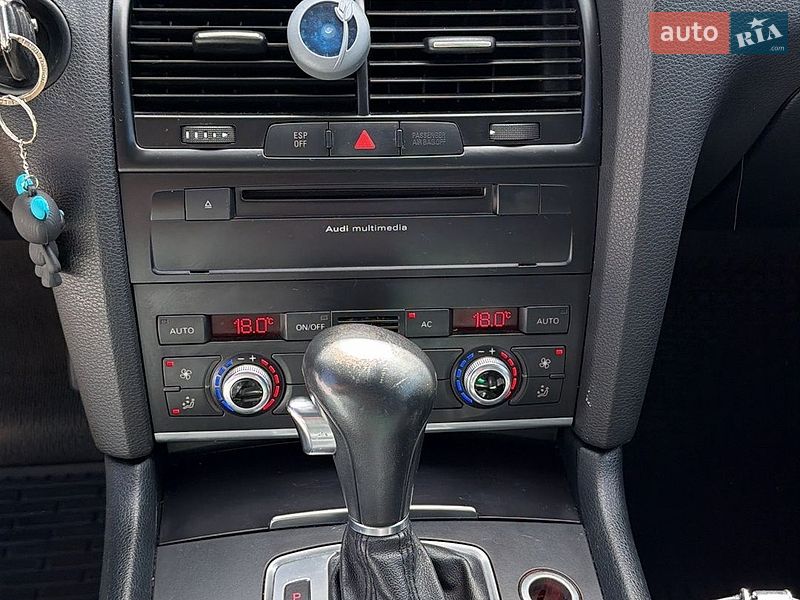 Внедорожник / Кроссовер Audi Q7 2009 в Черновцах